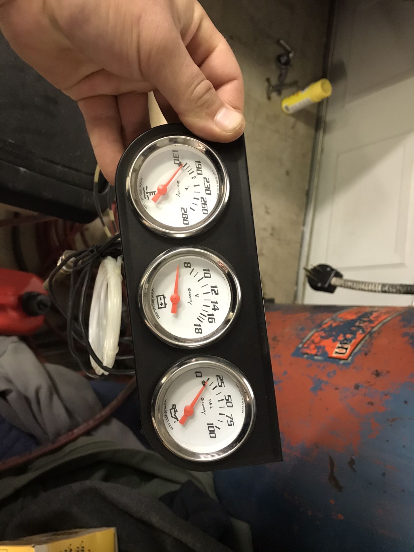 Automotive gauges