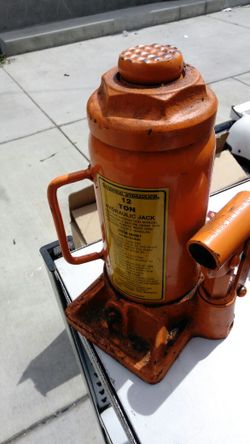 Hydraulic jack