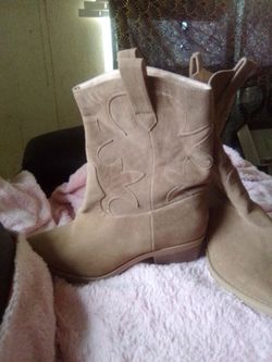 Women boots