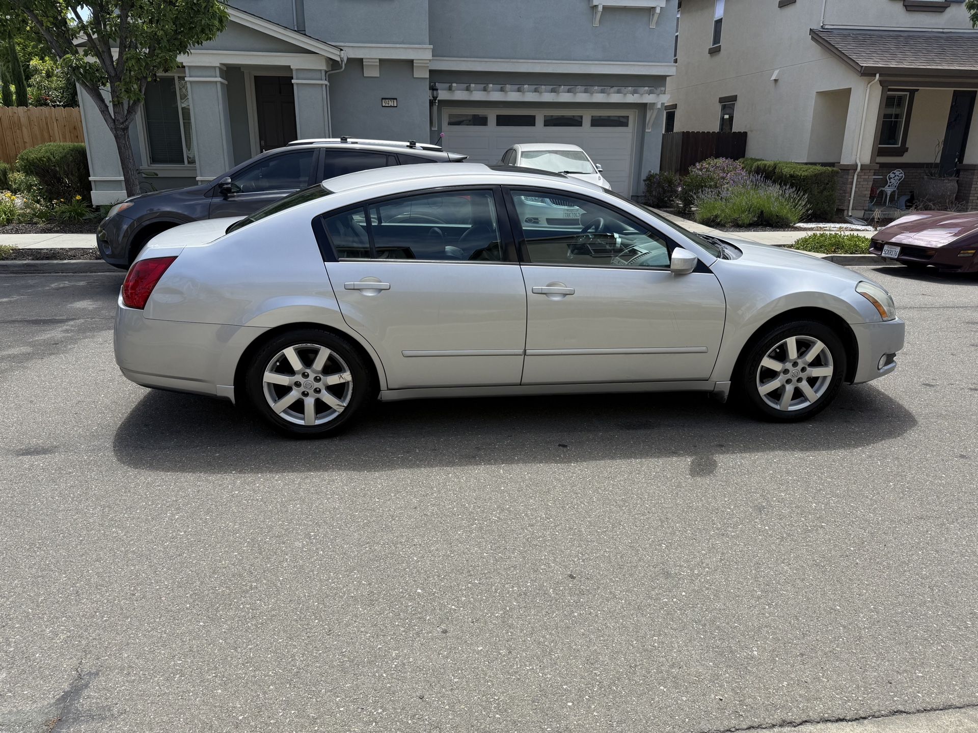 2004 Nissan Maxima