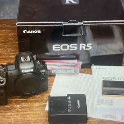 Canon EOS R5