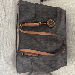 Michael Kors  Logo Tote Bag IN BROWN