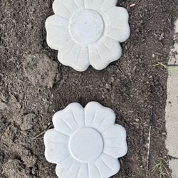 Flower Stepping Stone 