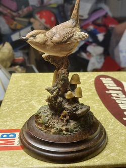 Vintage country artists gorham bird figurine