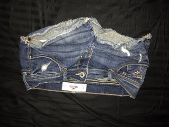Woman Hollister shorts size 24