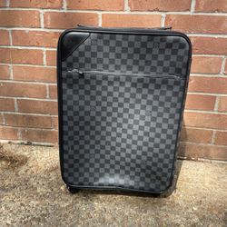 Authentic LV Carry On Luggage 