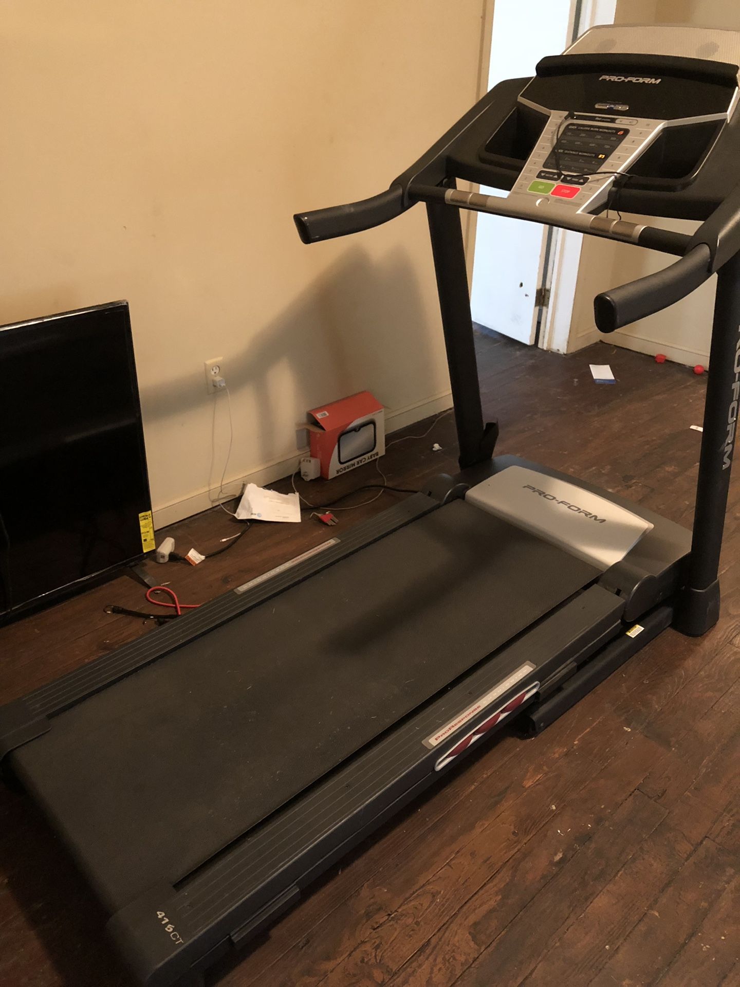 2013 pro form 415 ct crosswalk treadmill for Sale in Spartanburg, SC