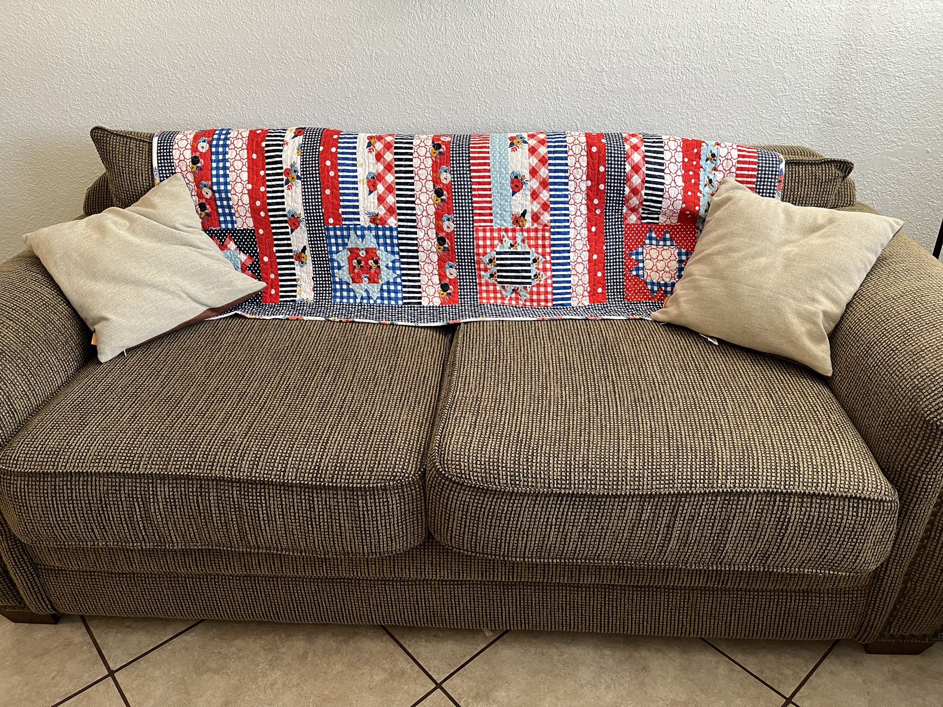 Couch And loveseat Set