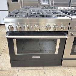 Kitchenaid 36” smart Dual Fuel Range Black