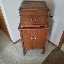 Victrola  Record Player 