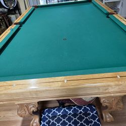  8 Foot Pool Table In Ex Contrition