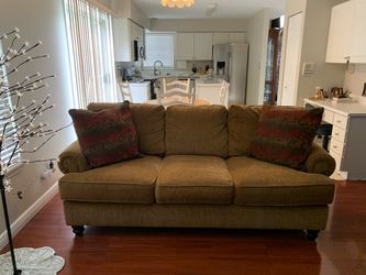 Elegant Drexel Heritage Sofa Espresso– Like New! $900.00 OBO