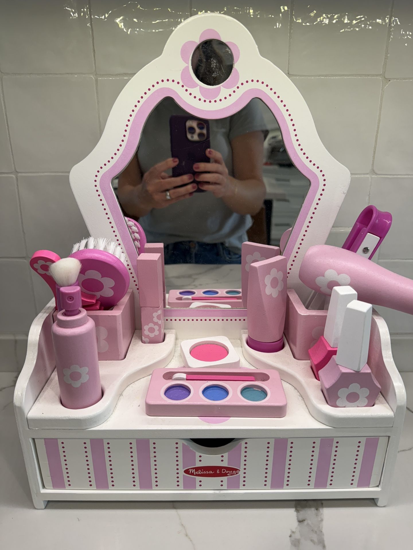 Melissa And Doug Vanity 