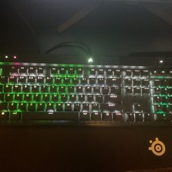 Corsair k70 RGB Pro