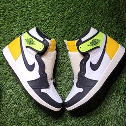 Jordan 1 Volt Gold Size 10 Men