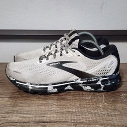 Brooks Ghost 14 Women's Running Shoes Size 11