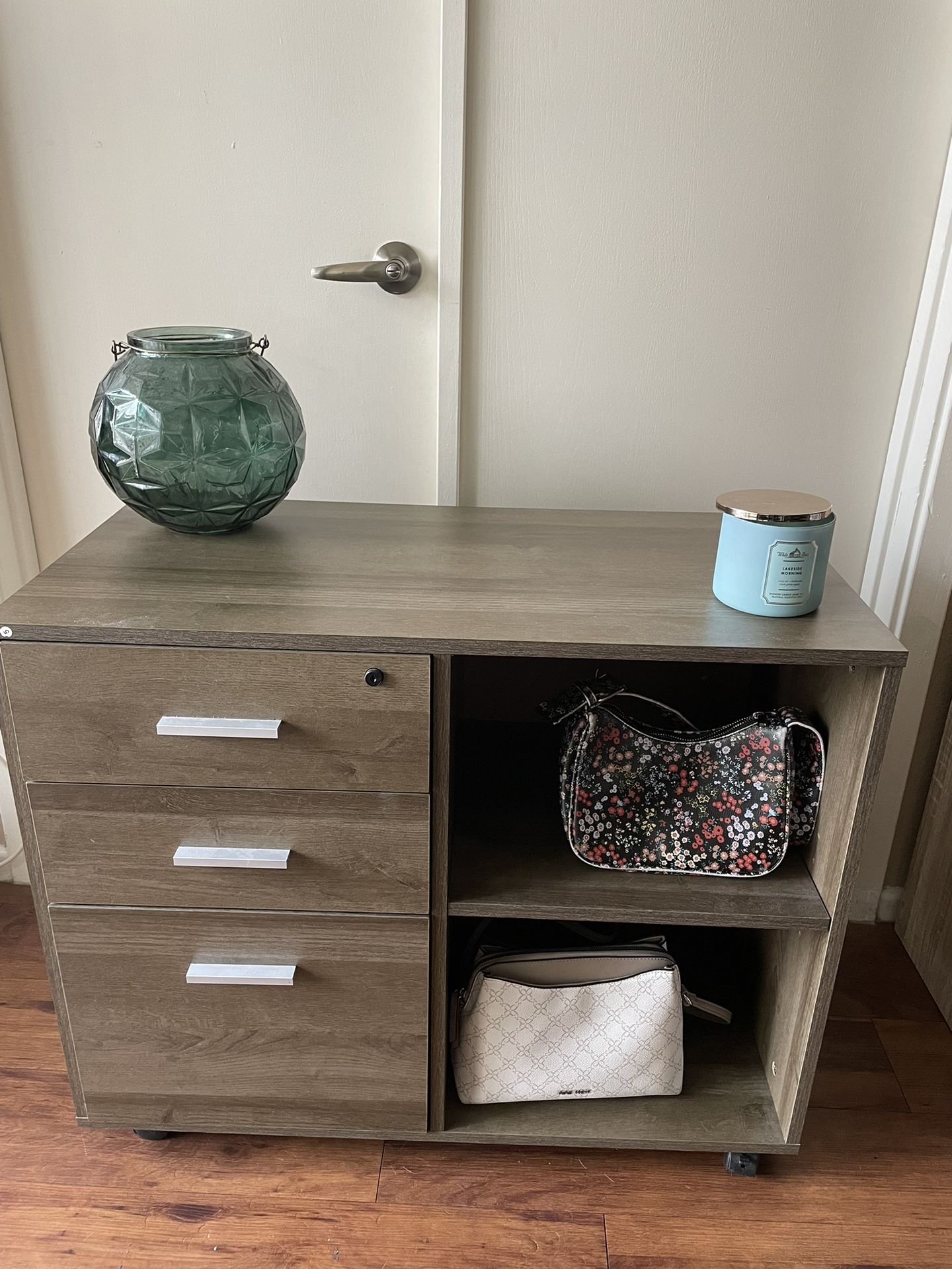 side table, cabinet, shelves combo 