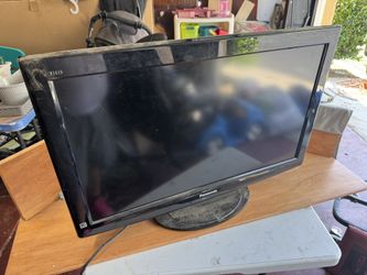 Panasonic 32” Tv