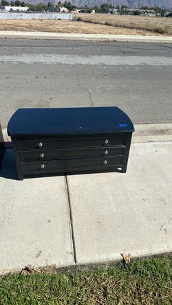 Black chest three drawer