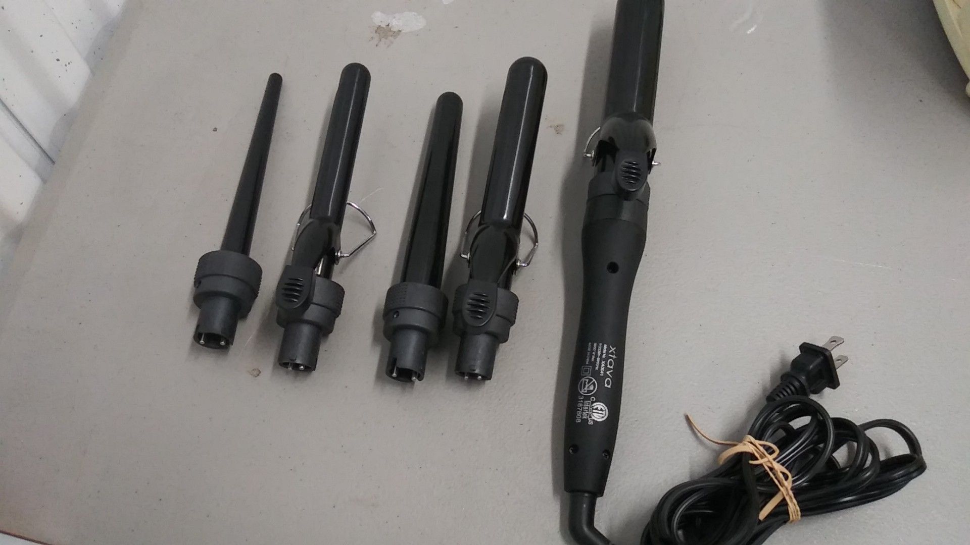 Xtava XA0041 multi use curling iron wand interchangeable