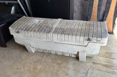 Never Rust Tanner Truck Tool Box 