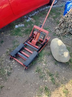 Transmission jack