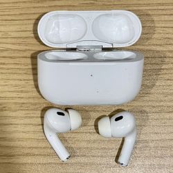 Apple AirPods Pro 2 (USB-C) – Mint Condition + Case Included