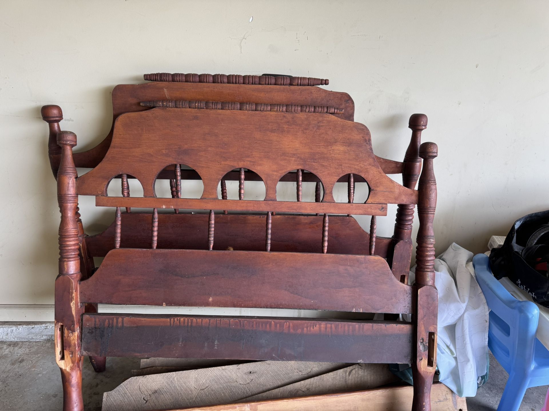 Antique Queen Bed
