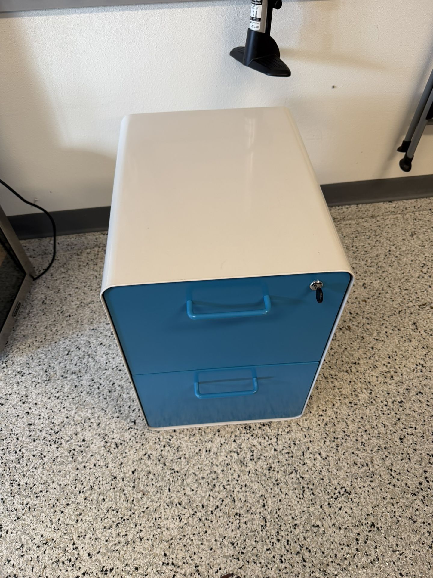 Poppin File Cabinet Locking