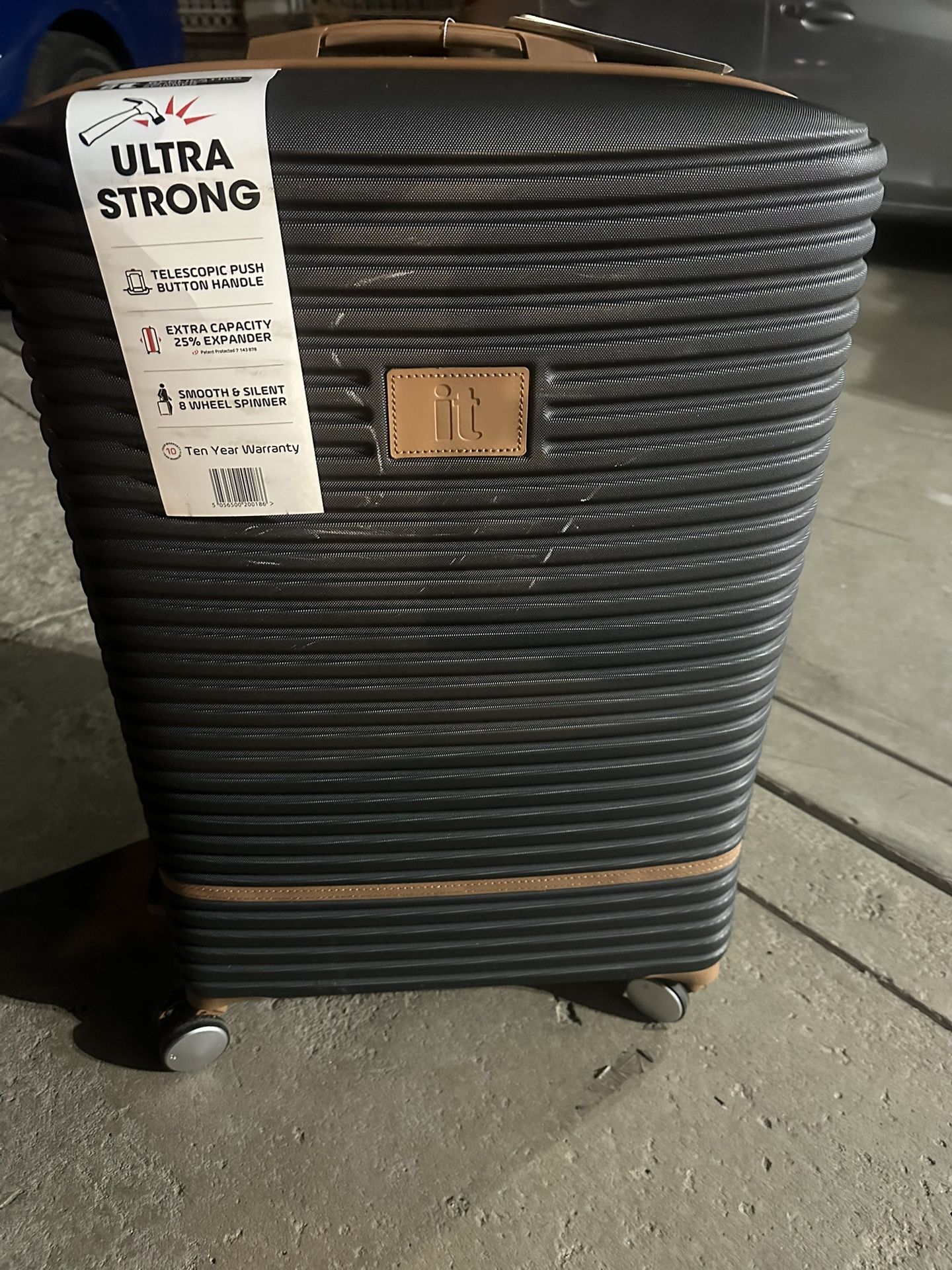 Black Suitcase for Sale in Riverside, CA OfferUp