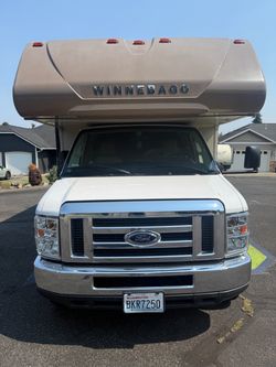 2018 Minnie Winnie 22m