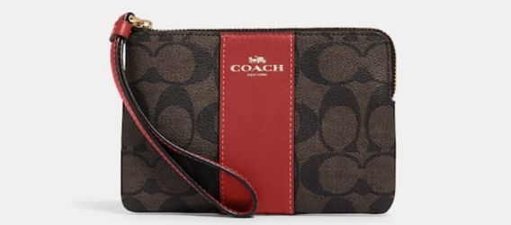 COACH WOMENS CORNER ZIP WRISTLET IN LEATHER 