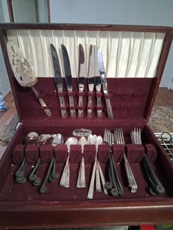 Vintage - 50+ - SILVERPLATED SILVERWARE SET