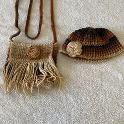 70s Styled Crossbody Bag With Matching Hat