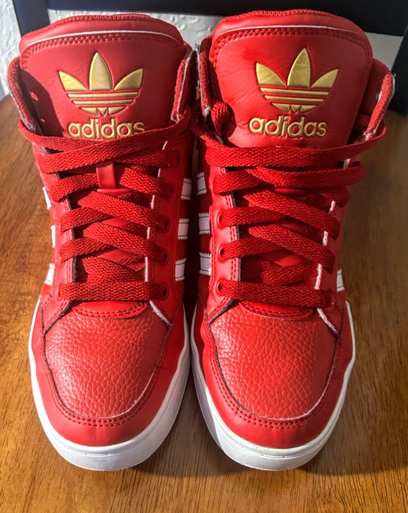Red & Gold Adidas - 8W