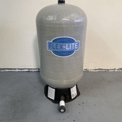 Flexcon Flex-Lite 22 Gallon Pressure Tank