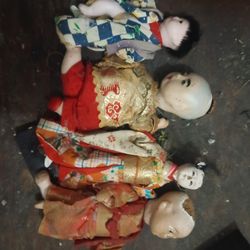 4 Pre War Japanese Dolls 