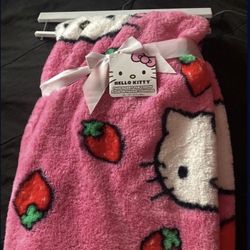 Hello Kitty Faux Fur Blanket 