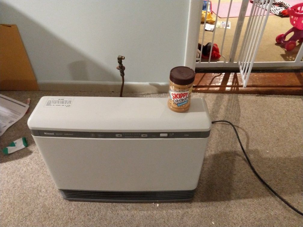 Rinnai Silent Servant 506 Propane Gas Heater for Sale in Colchester, VT