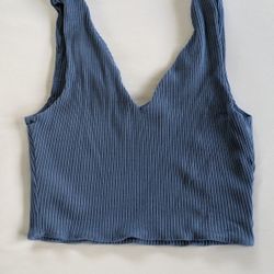 NWOT Amour Vert Ribbed Crop Top