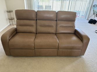 Sierra Madre Leather Sofa Non-Power