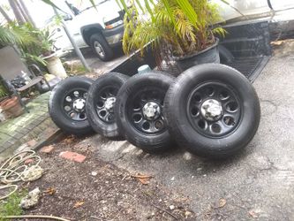 Chevy Silverado # 17 Rines and tire