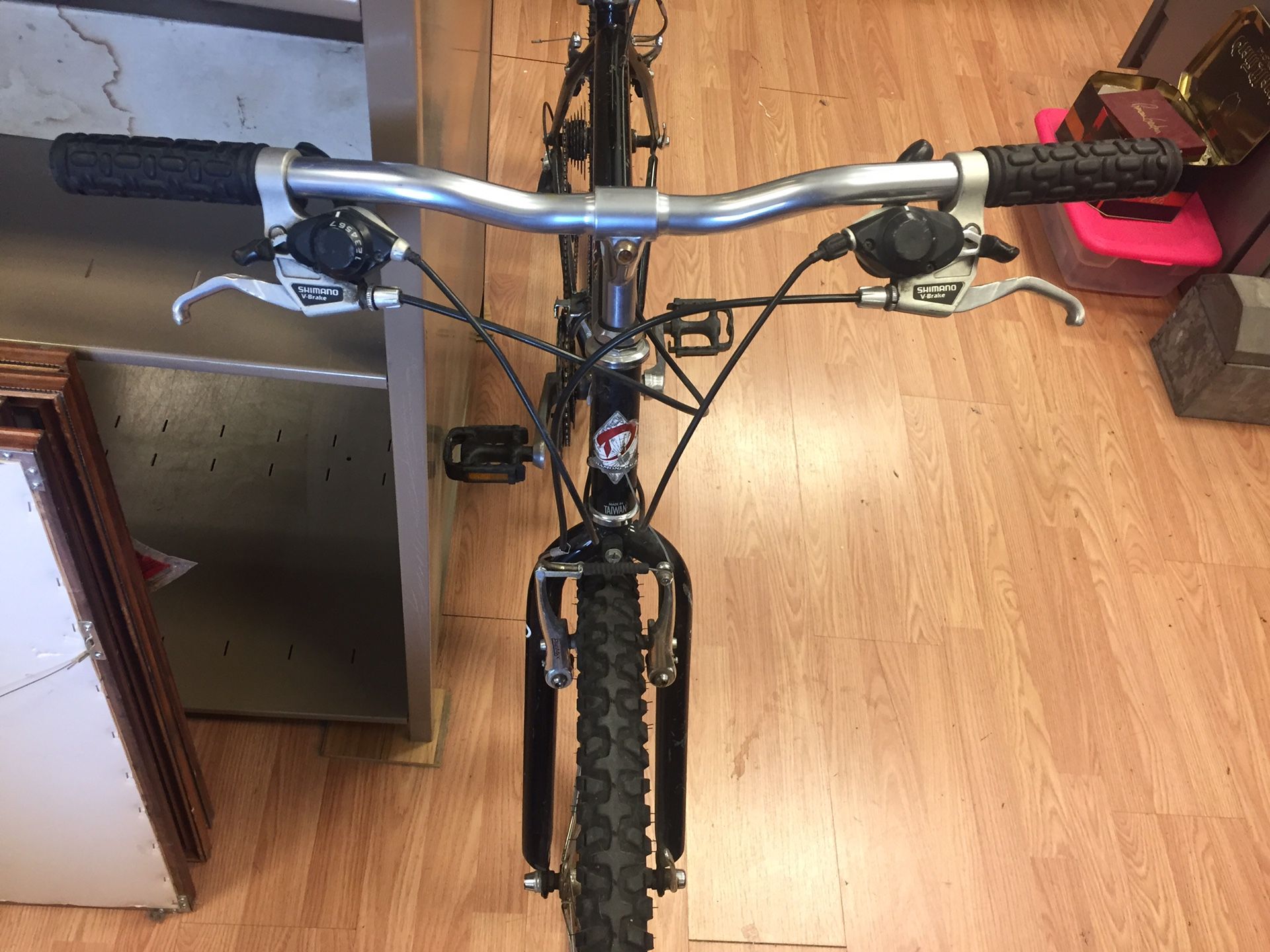 1999 Diamondback Outlook DX Mountain Bike Medium 18” Bicycle 21Speed