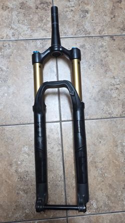Fox 34 factory Fit 4 fork 140mm travel 29er / 27.5+