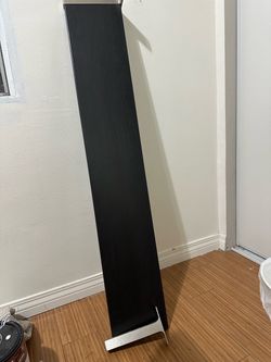 IKEA shelf with brackets BERGSHULT