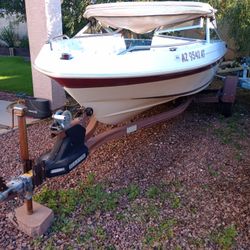 1991 Invader 16' runabout. NO MOTOR!
