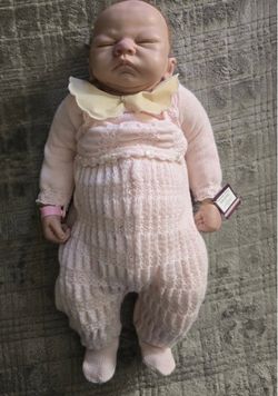 Ashton Drake So Truly Real Welcome Home Baby Emily Doll Linda Webb Newborn