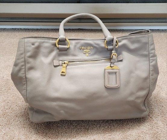Used Authebtic Prada Beige Purse