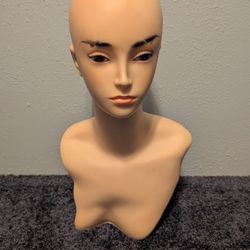 Wig Mannequin Head