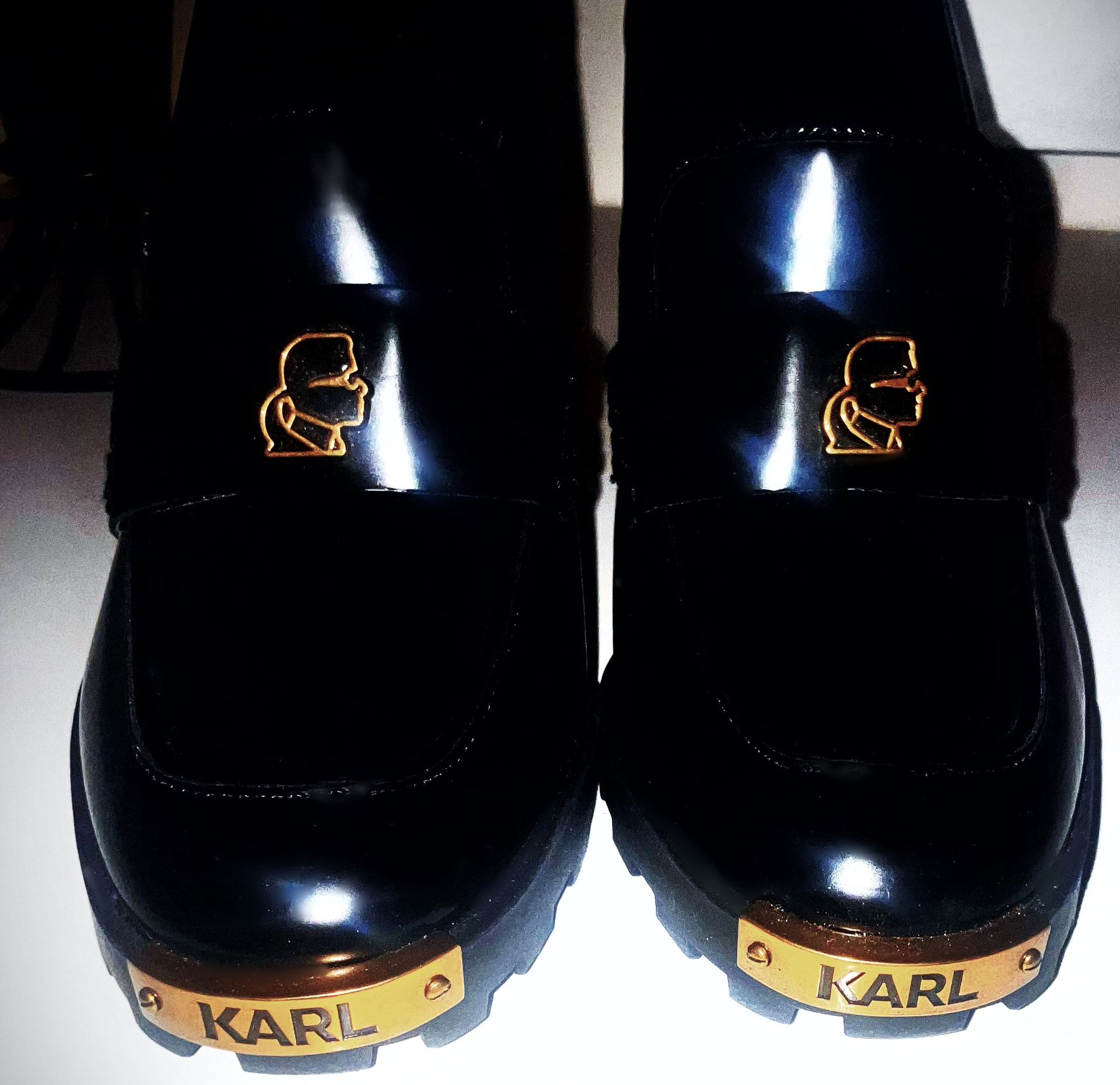 Karl Lagerfeld, women’s dress shoes, size 9